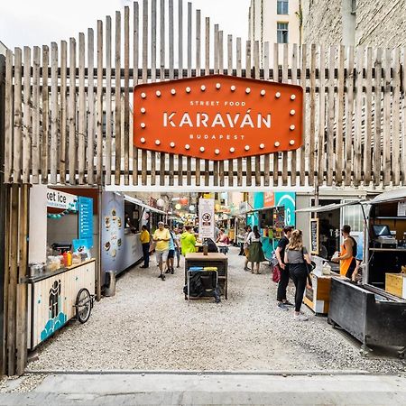 Wellness Wonderland: Garden, Sauna, Jacuzzi In Cbd Budapest Exteriör bild