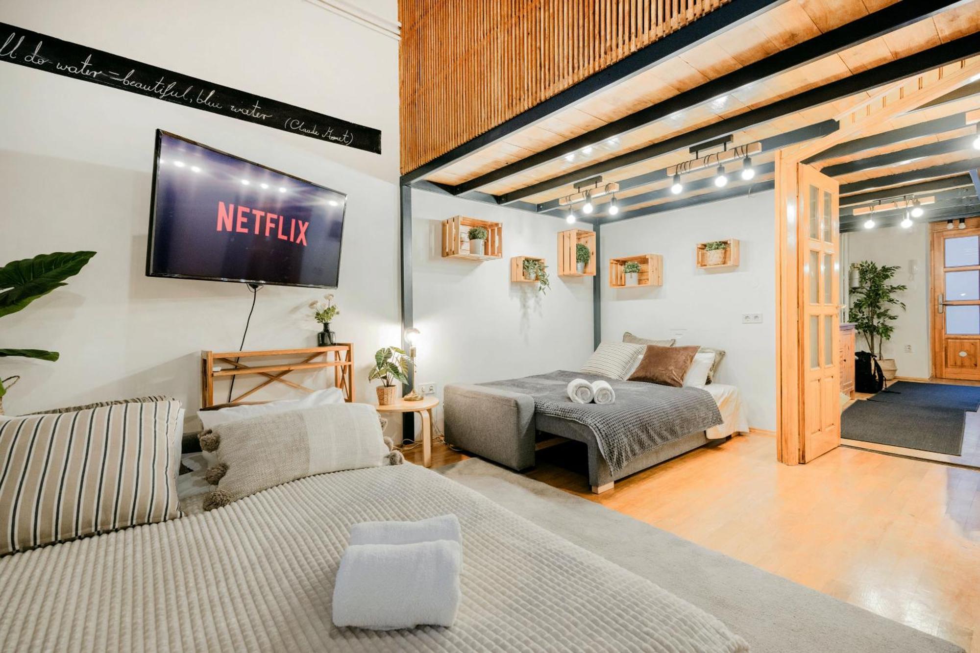 Wellness Wonderland: Garden, Sauna, Jacuzzi In Cbd Budapest Exteriör bild
