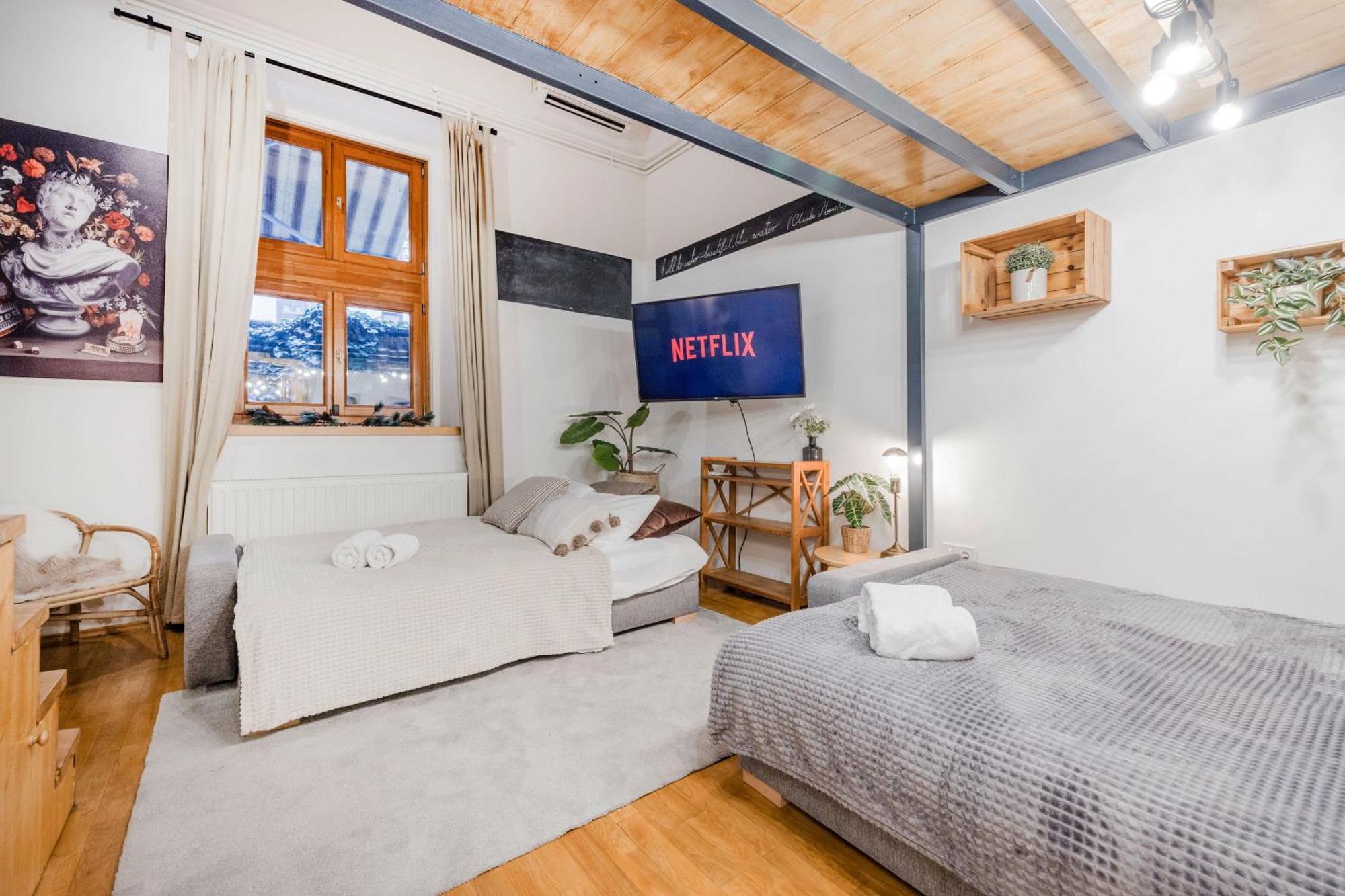Wellness Wonderland: Garden, Sauna, Jacuzzi In Cbd Budapest Exteriör bild