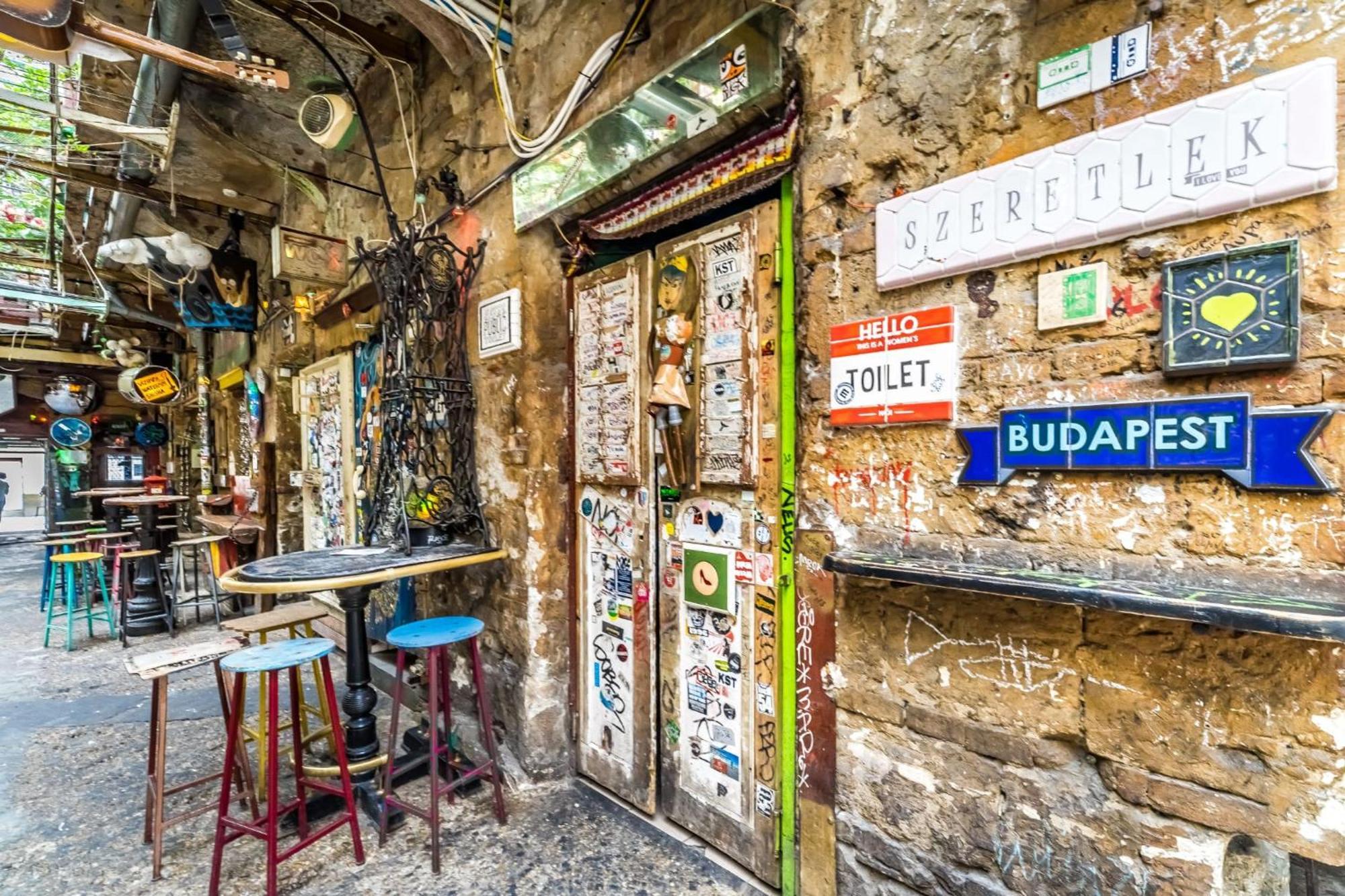 Wellness Wonderland: Garden, Sauna, Jacuzzi In Cbd Budapest Exteriör bild